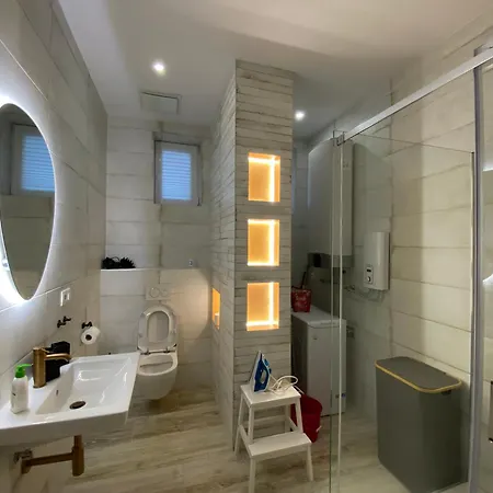 Art Design Gallery - Center * Братислава