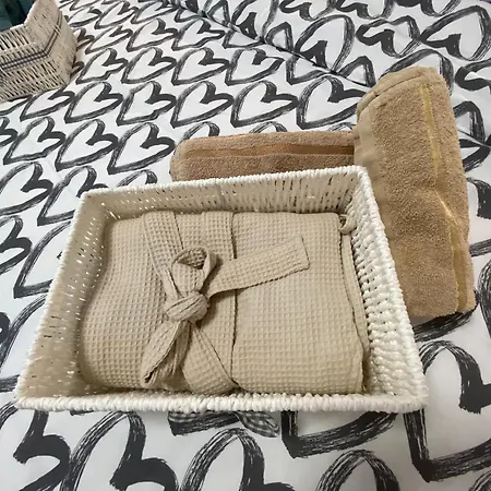 Art Design Gallery - Center