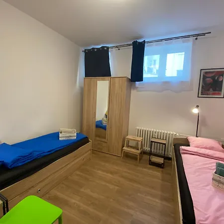 Art Design Gallery - Center Daire Bratislava