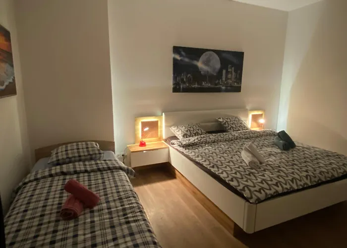 Art Design Gallery - Center Apartmán