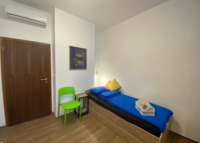 Art Design Gallery - Center Apartmán