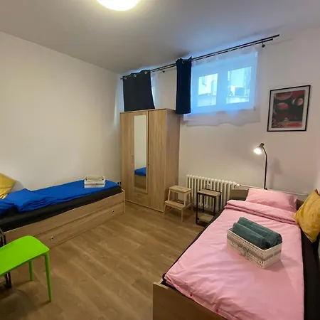 Art Design Gallery - Center Apartman Pozsony