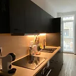 Art Design Gallery - Center Apartmán