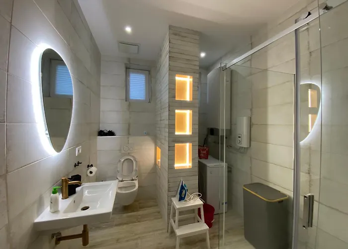 Art Design Gallery - Center * Bratysława